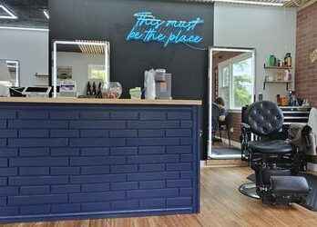 ADRIAN’S BARBERSHOP RECENZIJE