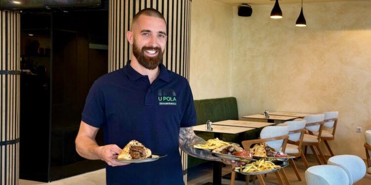 ĆEVABDŽINICA 10 U POLA: RECENZIJA