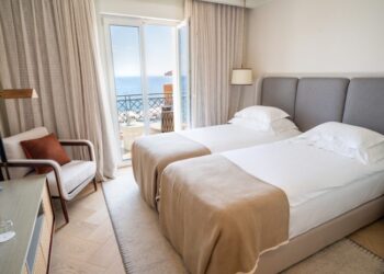 RECENZIJE GRAND HOTEL