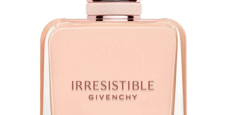 Givenchy Irresistible Nude Velvet: Zavodljivi baršunasti miris za žene