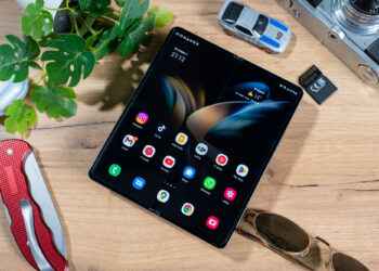 Samsung Galaxy Z Fold4 recenzija