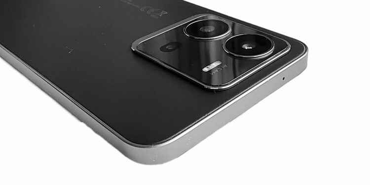 vivo V25/X80 Lite recenzija: Mid-range pametni telefon pun iznenađenja